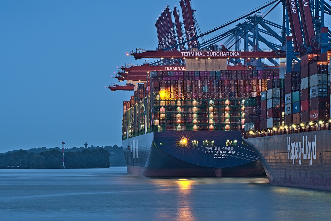 port, ship, water, sea, nature, crane, freight, export, import, charge, logistics, container